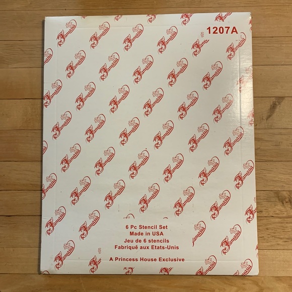 Holiday Stencil Set - Picture 3 of 3